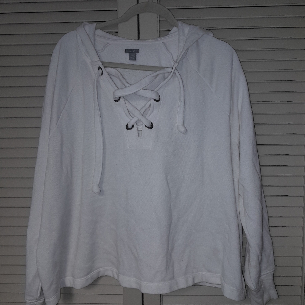 White Aerie sweatshirt